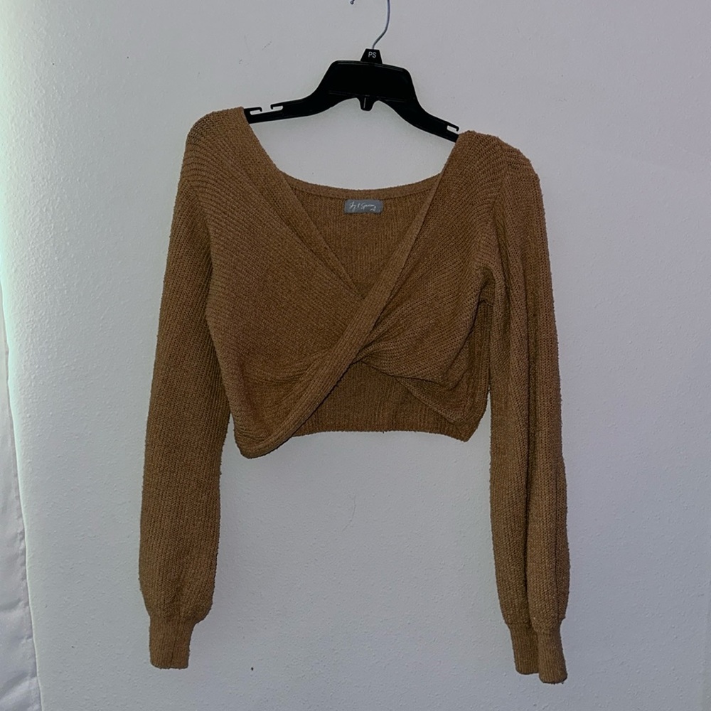 Twist front balloon sleeve sweater